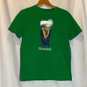 Guinness Draught Stout - T-shirt Green -Short Sleeved Men size-L  NWOT